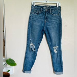 Universal Thread High-Rise Distressed Skinny Jeans